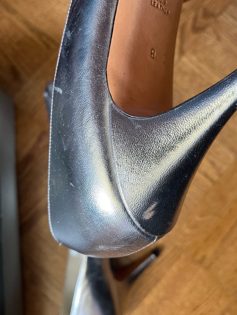 Bally Silver Metallic Leather Pointed Pumps | Size 8 AA - Picture 7 of 14
